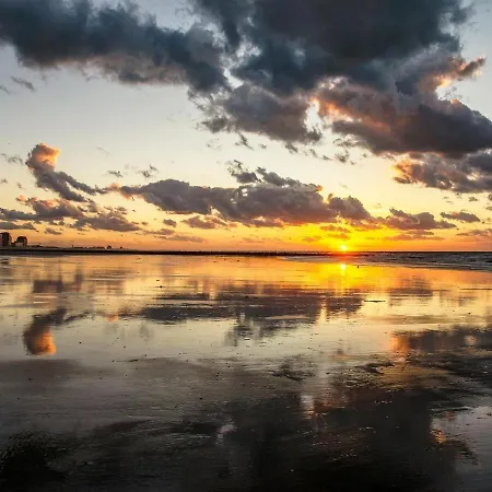 On The 5th Floor With A Beautiful View 아파트