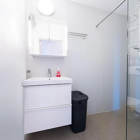 On The 5th Floor With A Beautiful View 아파트 미들케르케