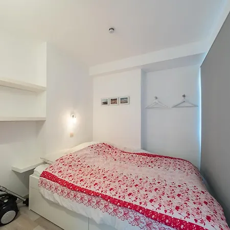 On The 5th Floor With A Beautiful View